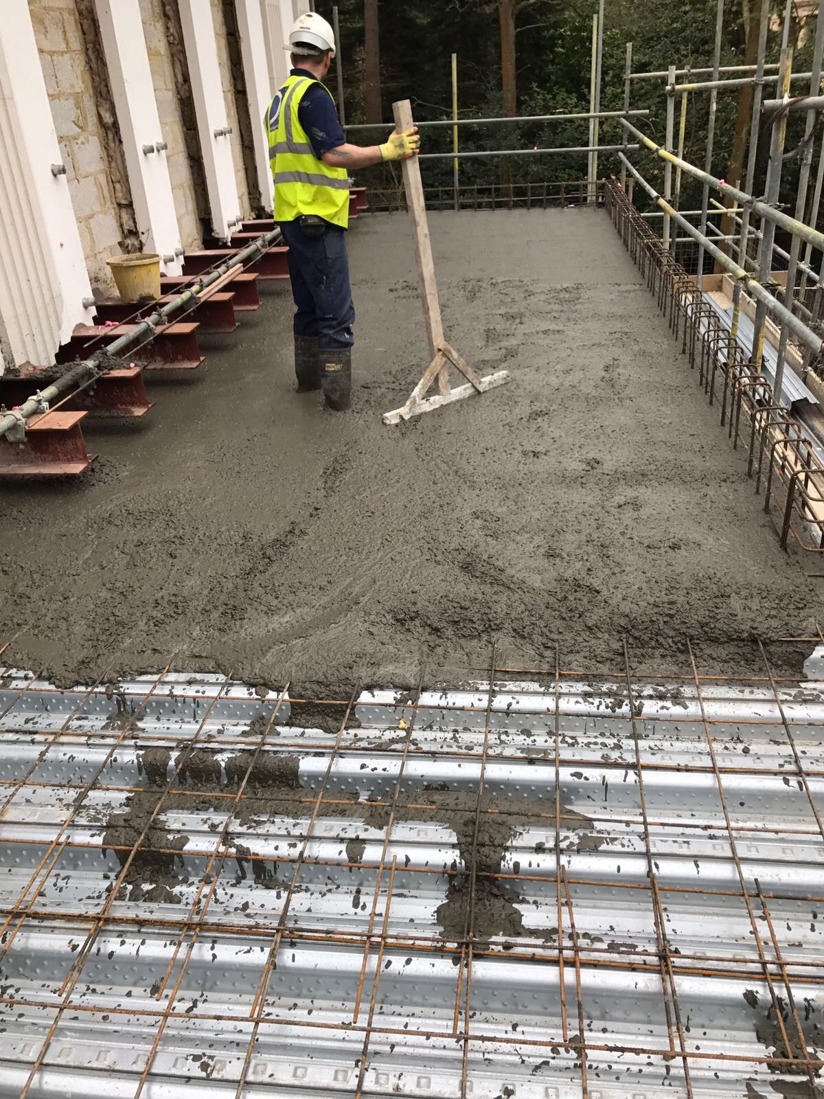 Commercial concrete services in London