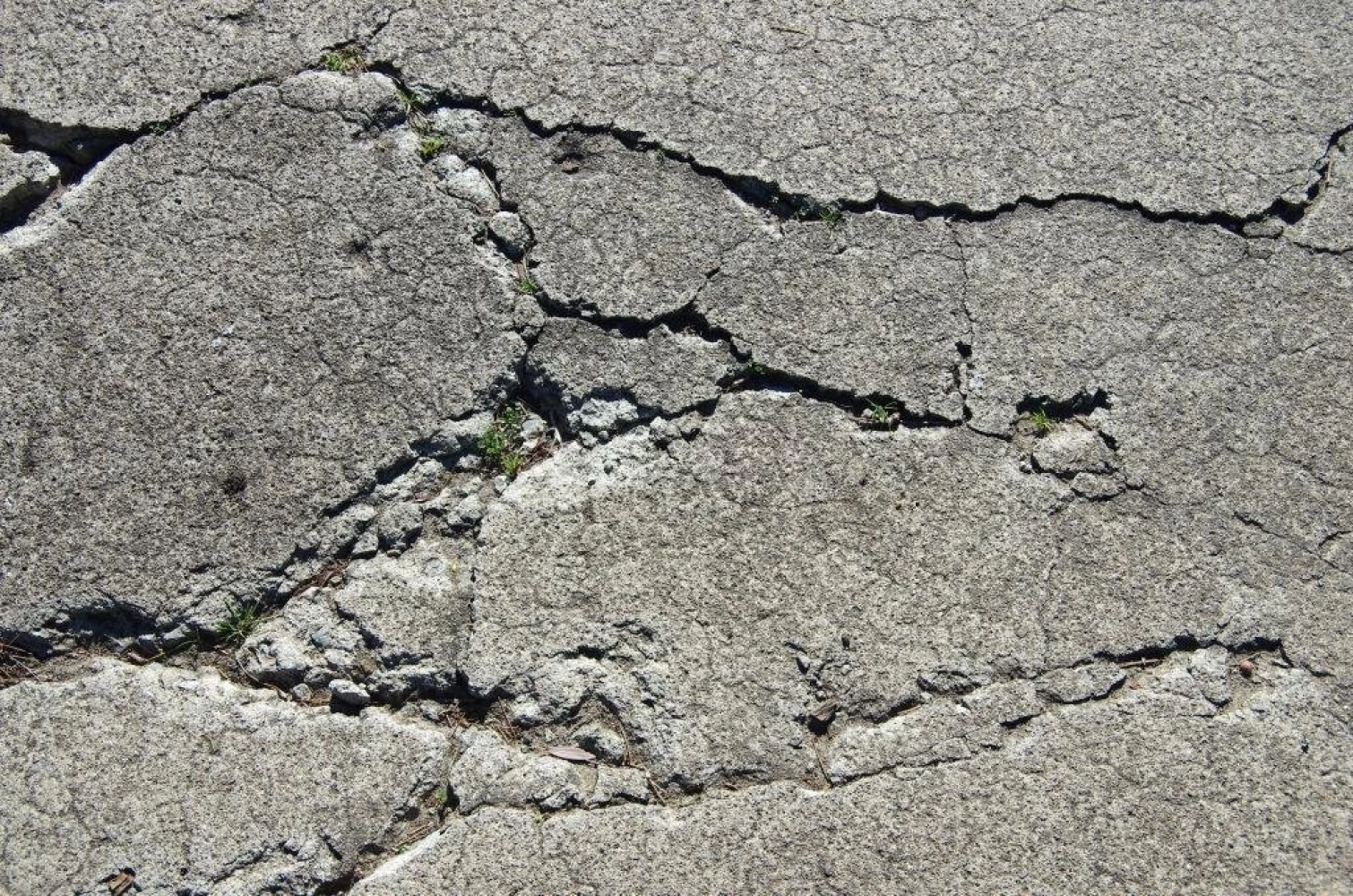 Why Does Concrete Crack?